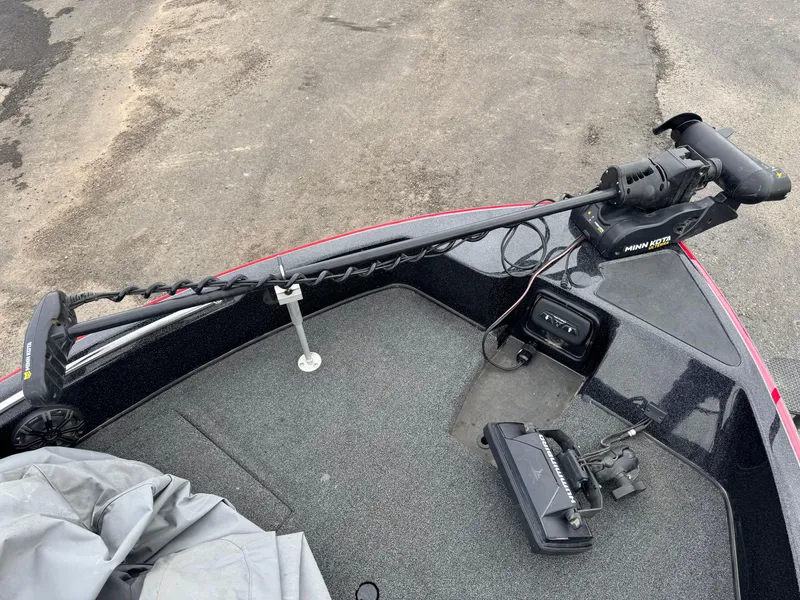 Slide: The Image of Humminbird Helix 12 fish finder on 2019 Nitro ZV21 boat dashboard. - 9