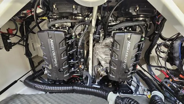 Slide: The Image of Yamaha 212SD 2021 - 23