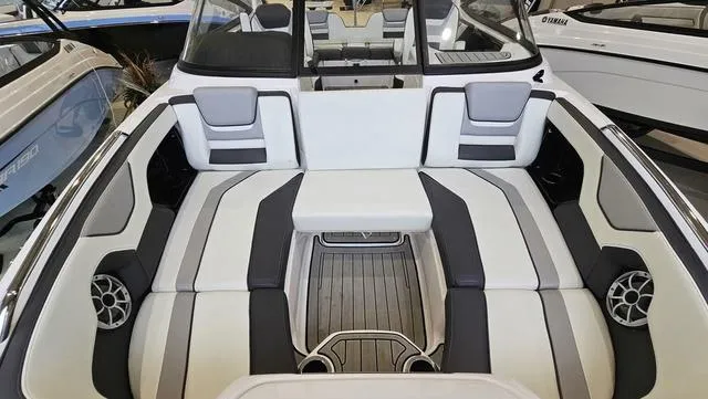 Slide: The Image of Yamaha 212SD 2021 - 22