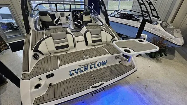 Slide: The Image of Yamaha 212SD 2021 - 6