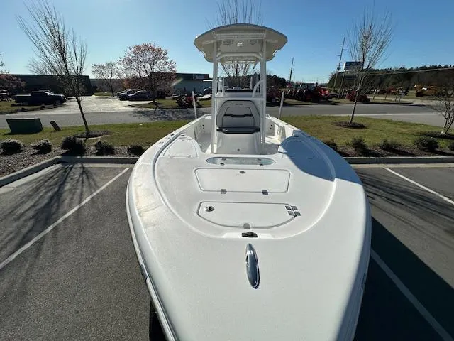 Slide: The Image of Sea Pro 250 BAY DLX W/350HP 2025 - 6