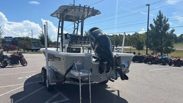 Slide: The Image of Sea Pro 210 DLX W200HP 2025 - 3