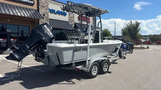 Slide: The Image of Sea Pro 210 DLX W200HP 2025 - 5