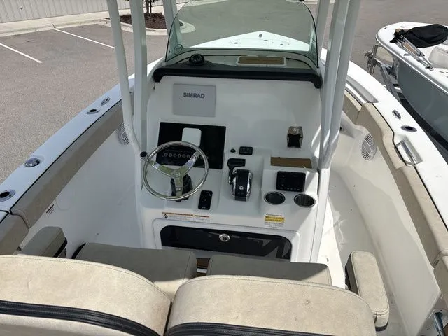 Slide: The Image of Sea Pro 242 SPORT W/3OO/HP 2024 - 20