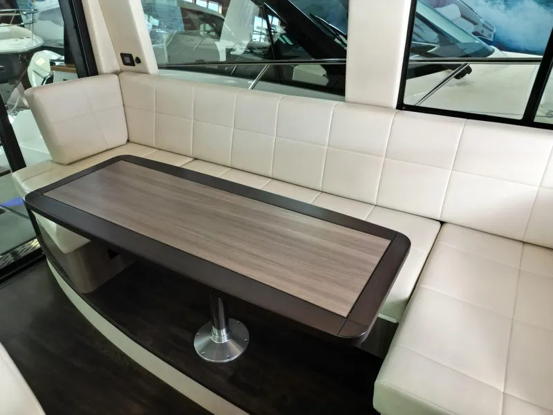 Slide: The Image of Regal 42 Flybridge 2023 - 11