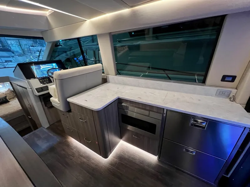 Slide: The Image of Regal 42 Flybridge 2023 - 13