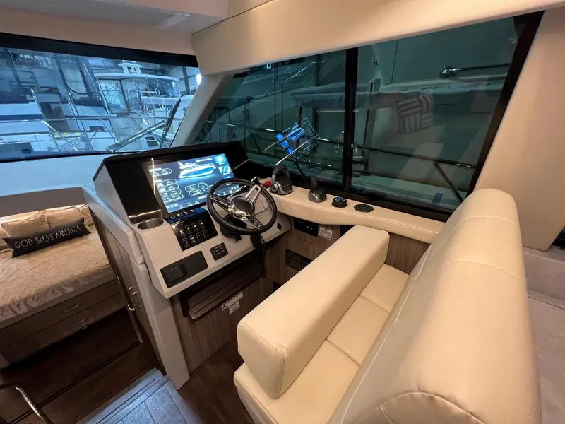 Slide: The Image of Regal 42 Flybridge 2023 - 20