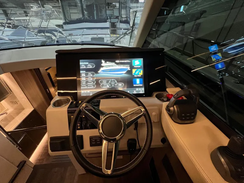 Slide: The Image of Regal 42 Flybridge 2023 - 21