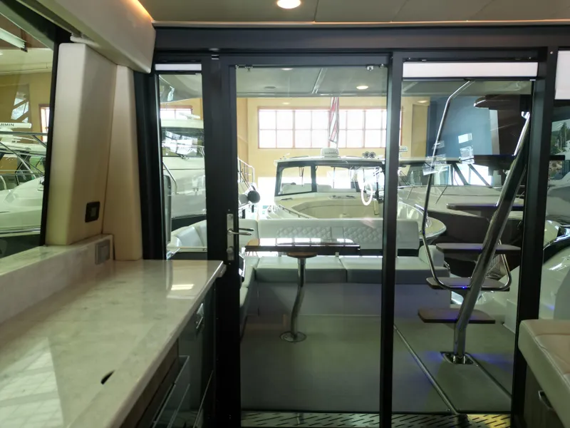 Slide: The Image of Regal 42 Flybridge 2023 - 8