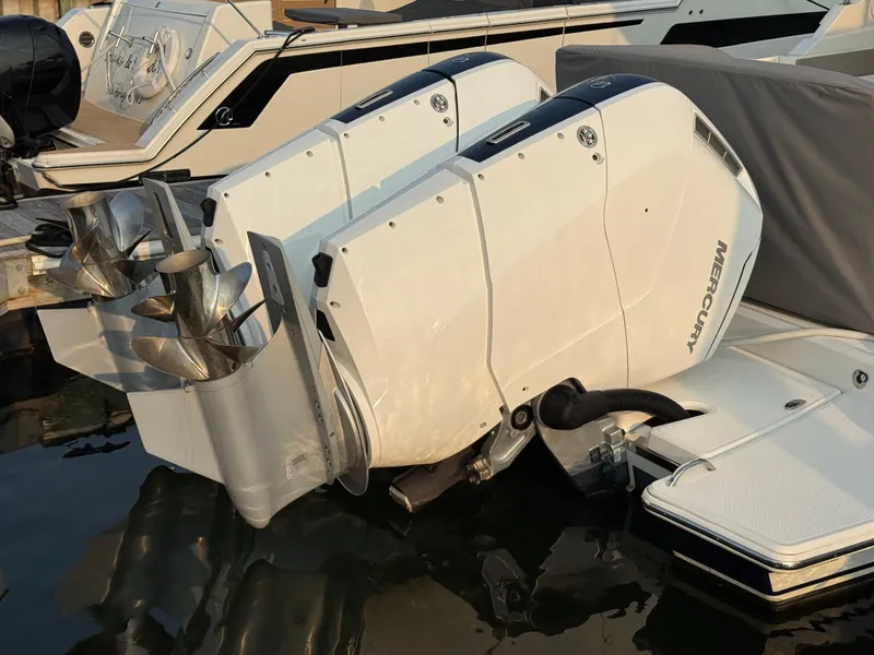 Slide: The Image of Tiara 43 LS 2023 - 68