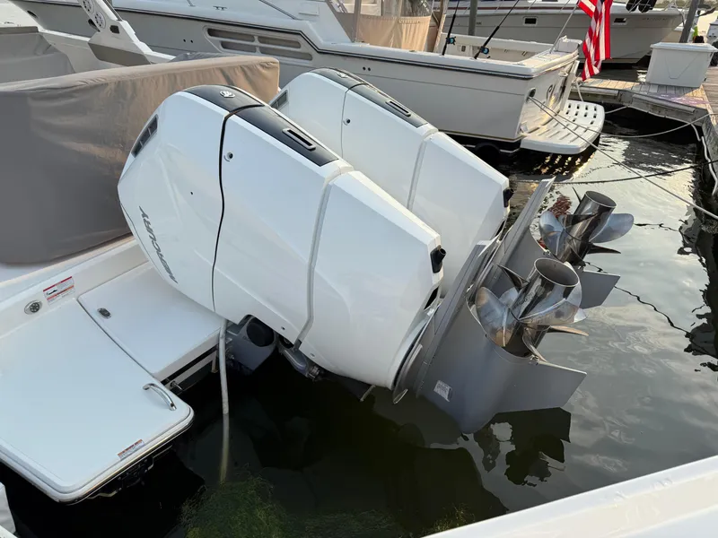 Slide: The Image of Tiara 43 LS 2023 - 69