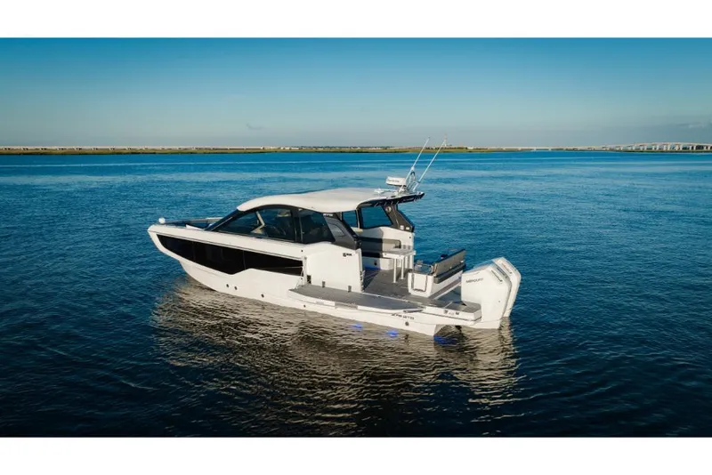 Slide: The Image of 2023-Galeon-375-GTO-MarineMax - 36