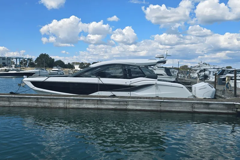 Slide: The Image of Galeon 375 GTO 2025 - 0