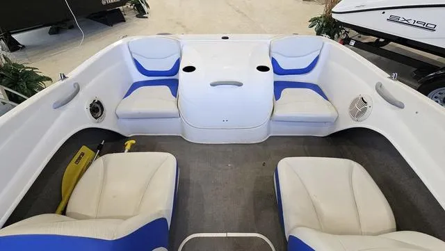 Slide: The Image of Bayliner 175 Bowrider 2007 - 7