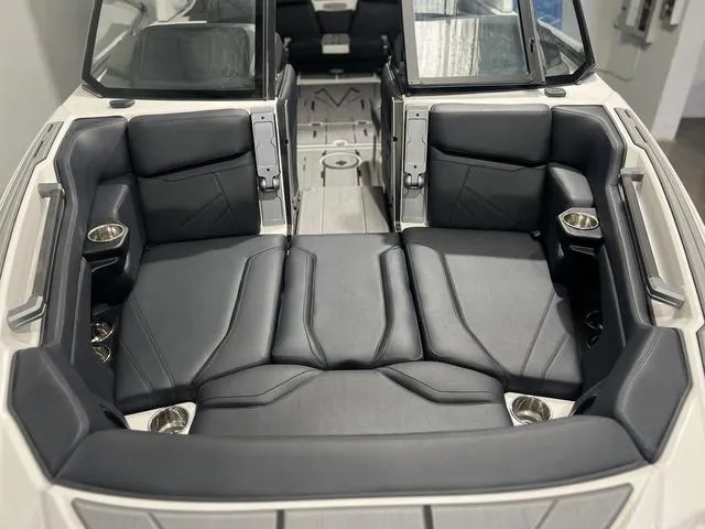 Slide: The Image of Supra SL 450 2024 - 16