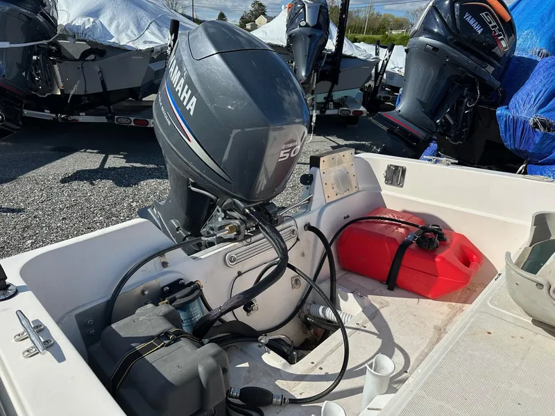 Slide: The Image of 1996 Sea Hunt 15' fiberglass boat with Yamaha 50Hp 4-stroke engine and trailer. - 6