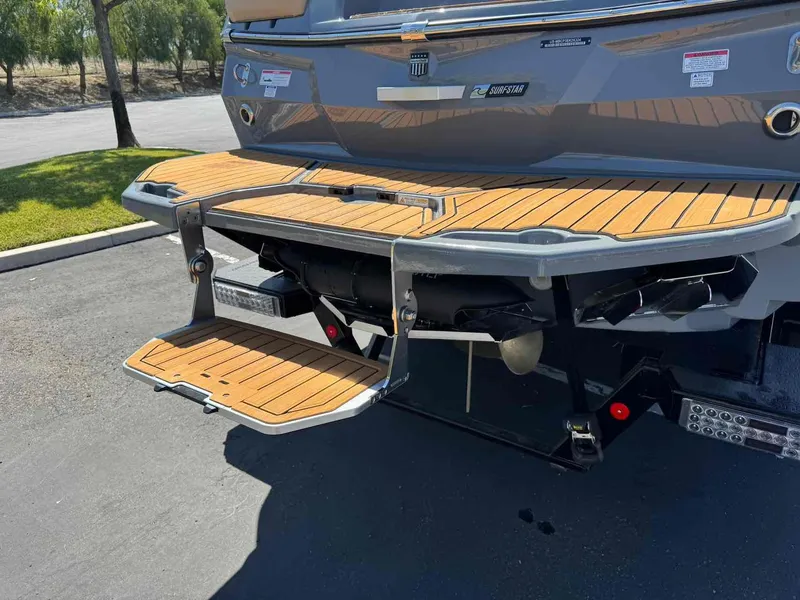 Slide: The Image of MasterCraft XStar S 2024 - 7