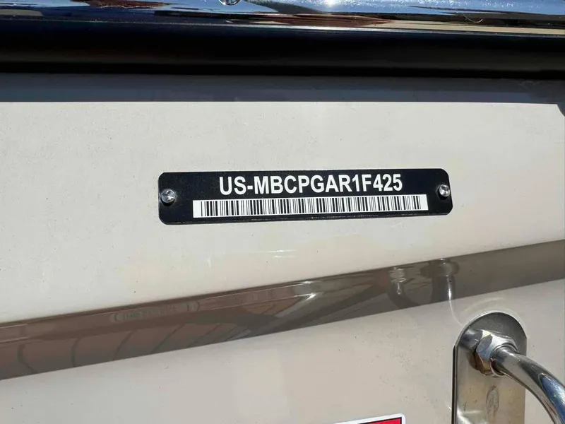 Slide: The Image of MasterCraft X22 2025 - 22