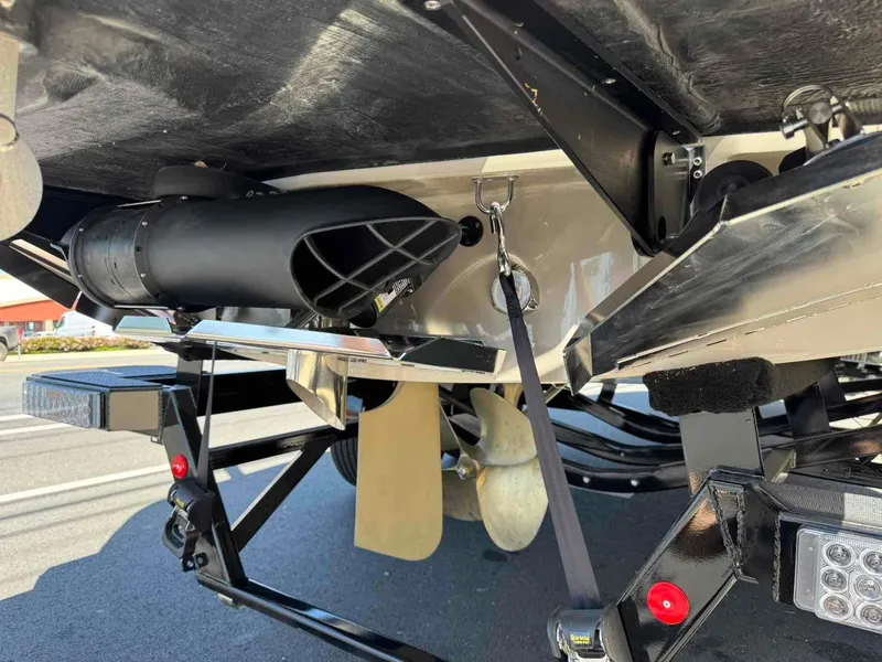 Slide: The Image of MasterCraft X22 2025 - 8