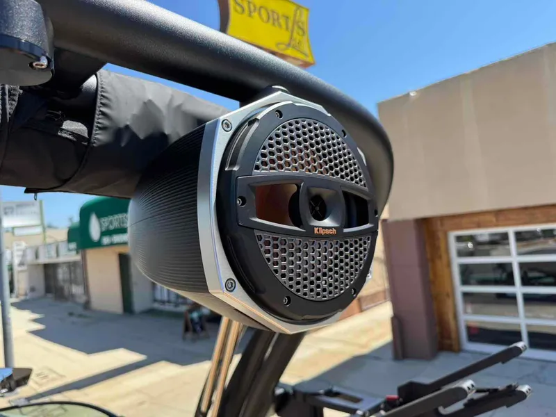 Slide: The Image of MasterCraft X22 2025 - 9