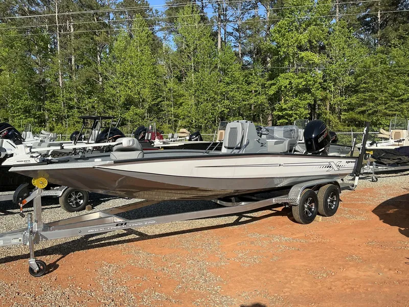 Slide: The Image of Xpress Hyper-Lift Series H22B 2025 - 1