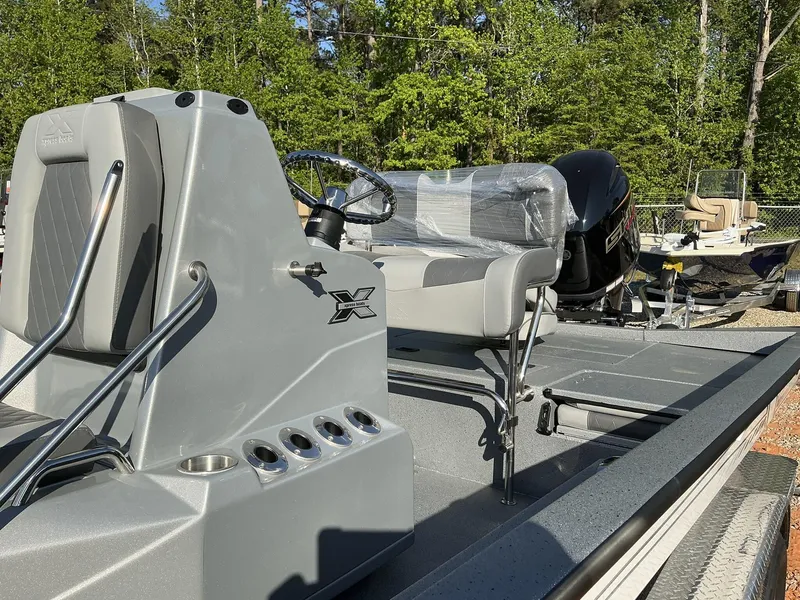 Slide: The Image of Xpress Hyper-Lift Series H22B 2025 - 5