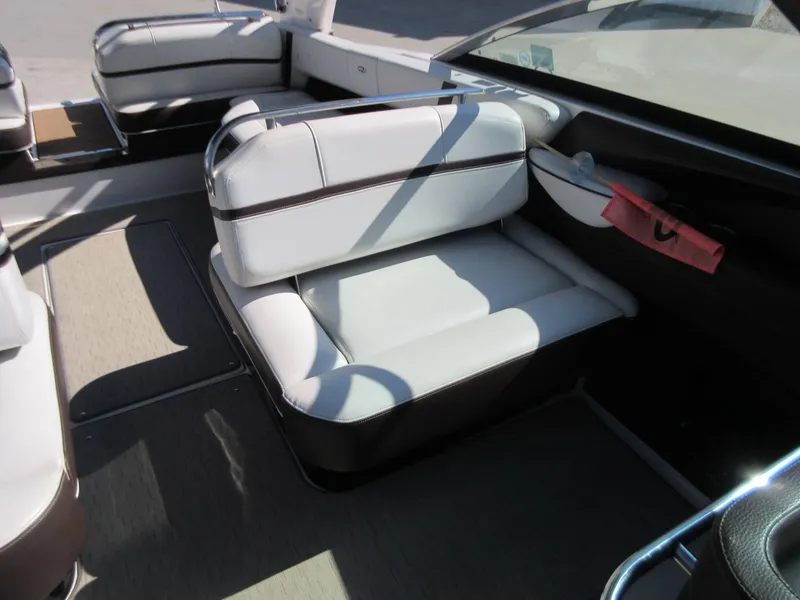 Slide: The Image of Regal 2800 2016 - 4