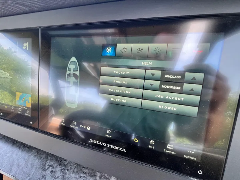 Slide: The Image of 2025 COBALT R31 - Image 34 - 34