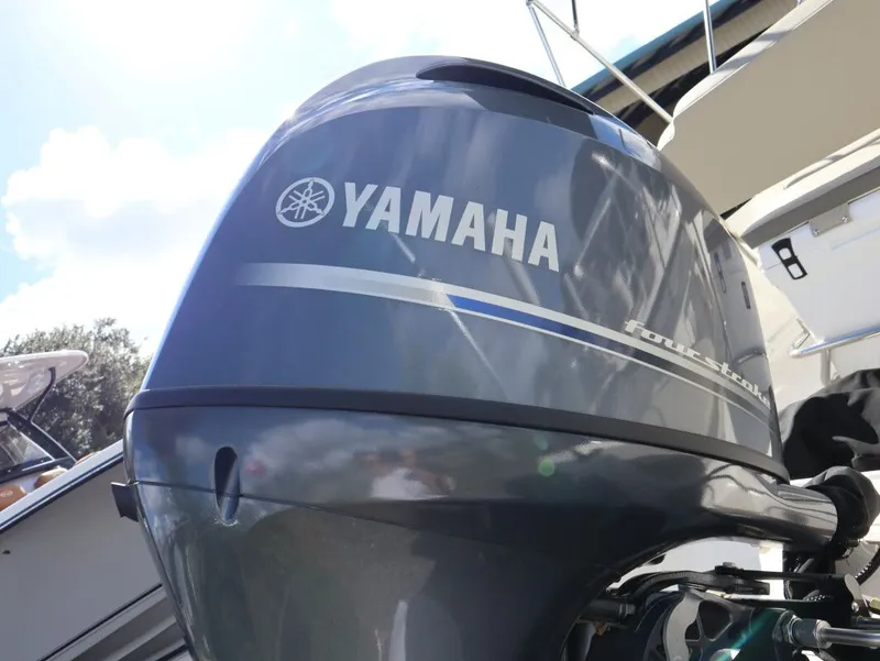 Slide: The Image of Key West 1720 Center Console 2025 - 5