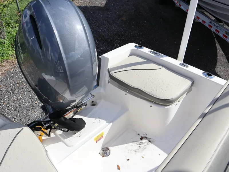 Slide: The Image of Key West 1720 Center Console 2025 - 7