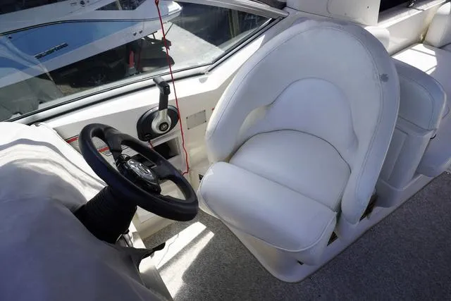 Slide: The Image of Sea Ray Sundancer 260 2008 - 15