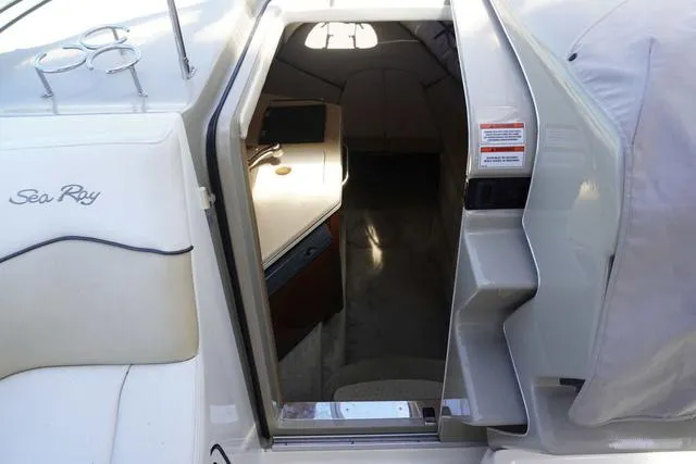 Slide: The Image of Sea Ray Sundancer 260 2008 - 23