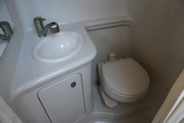 Slide: The Image of Sea Ray Sundancer 260 2008 - 36