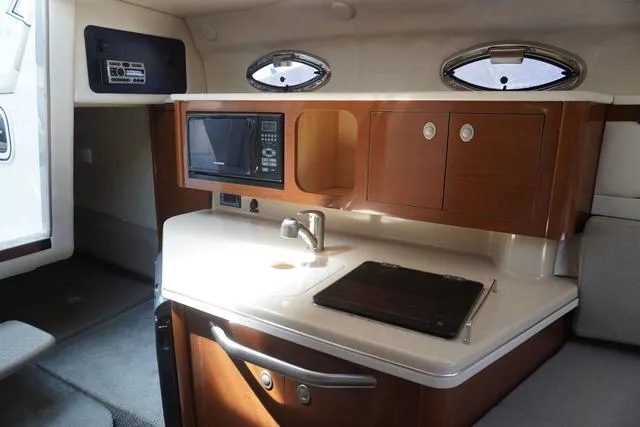 Slide: The Image of Sea Ray Sundancer 260 2008 - 37