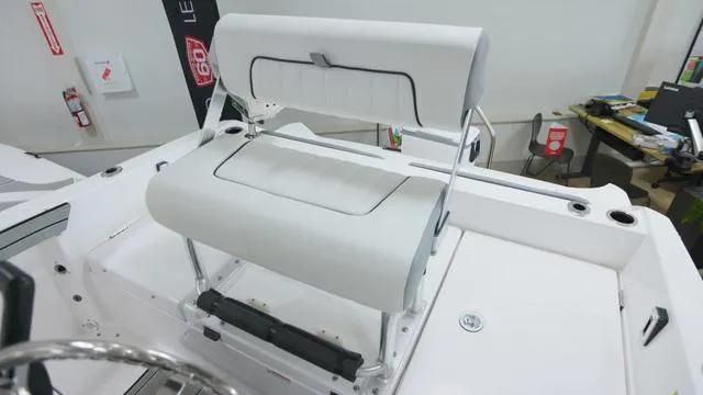 Slide: The Image of Yamaha 195 FSH Sport 2024 - 12