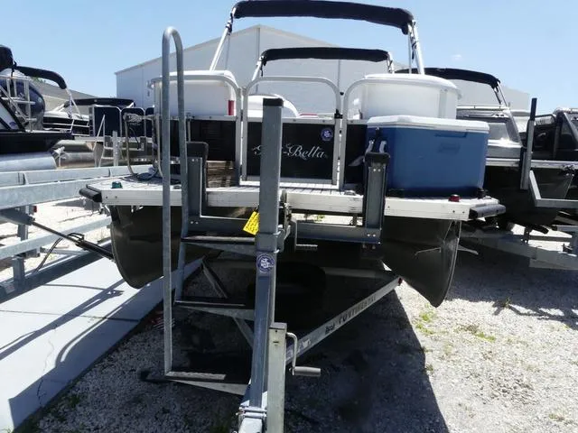 Slide: The Image of Other 240 SUNTANNER 2004 - 2