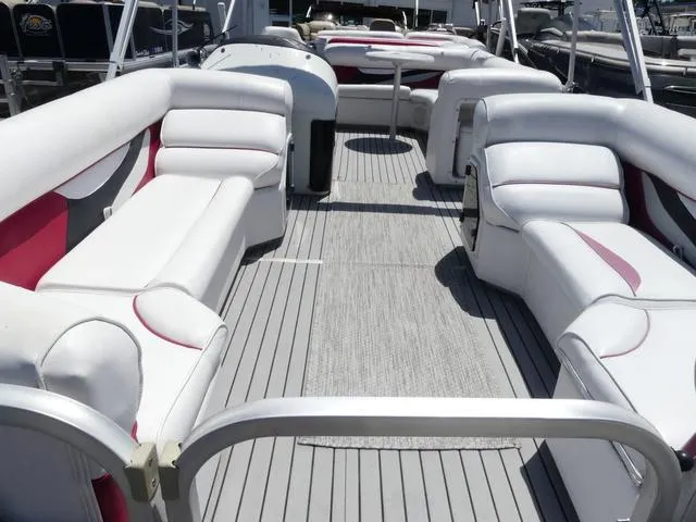 Slide: The Image of Other 240 SUNTANNER 2004 - 4