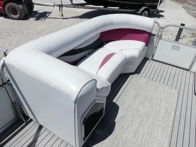 Slide: The Image of Other 240 SUNTANNER 2004 - 9