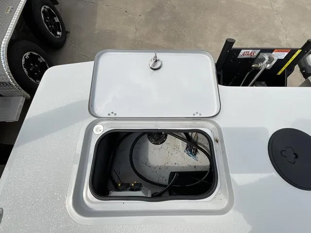 Slide: The Image of Majek 20 Xtreme 2025 - 16