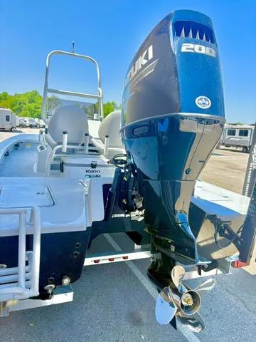 Slide: The Image of Majek 226 Illusion 2025 - 4