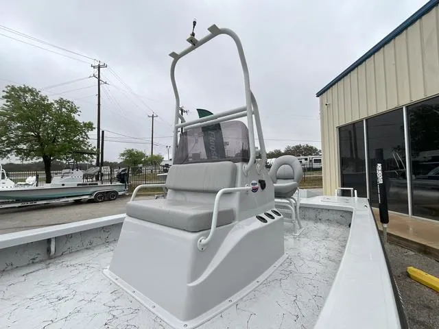 Slide: The Image of Majek 226 Illusion 2025 - 9