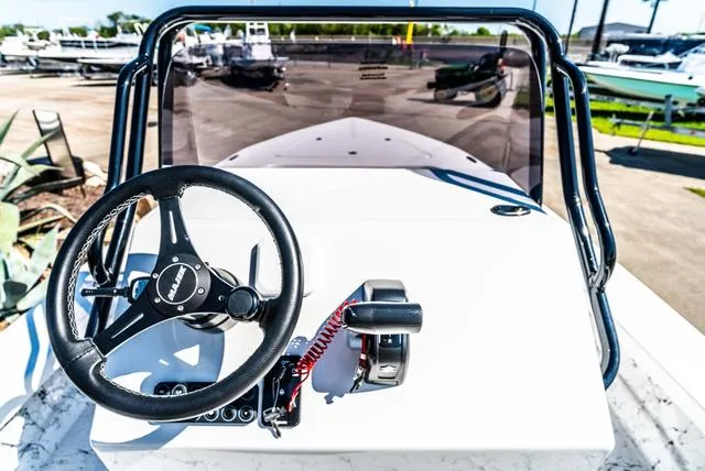 Slide: The Image of Majek 20 Xtreme 2025 - 9