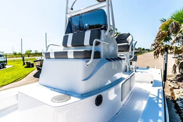 Slide: The Image of 2025 Majek M2 ILLUSION boat with sleek design and comfortable seating. - 21