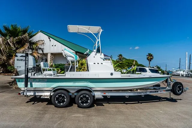 The Image of Majek M2 ILLUSION 2025 - 1