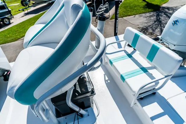 Slide: The Image of Majek M2 ILLUSION 2025 - 10