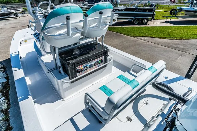 Slide: The Image of Majek M2 ILLUSION 2025 - 6