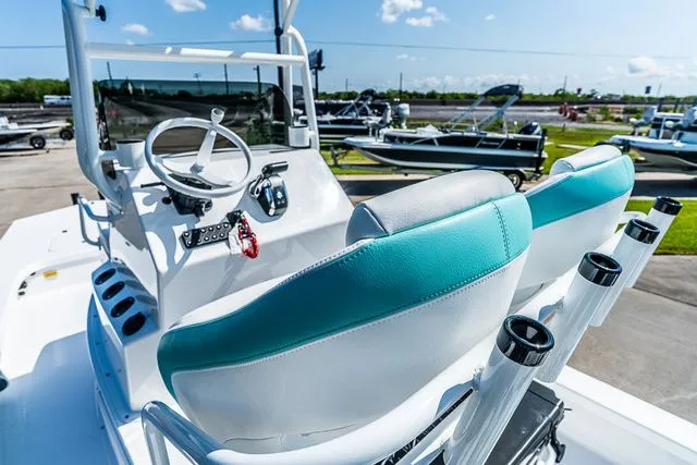 Slide: The Image of Majek M2 ILLUSION 2025 - 9