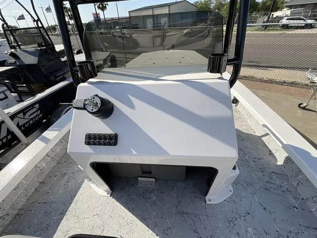 Slide: The Image of Majek 226 Illusion 2025 - 11