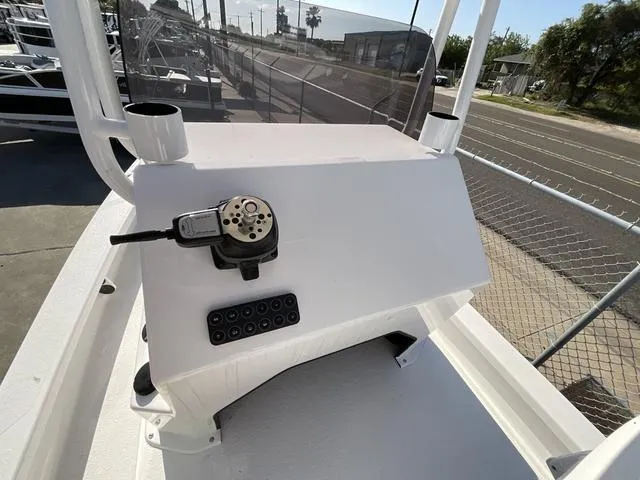 Slide: The Image of Majek M2 ILLUSION 2025 - 11