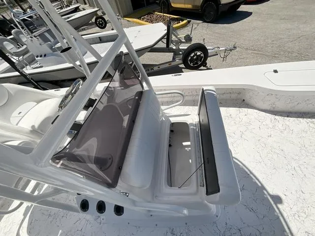 Slide: The Image of Majek 25 Xtreme 2025 - 10